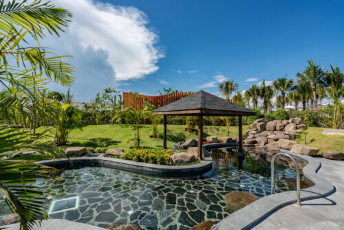 Suối nóng bình châu