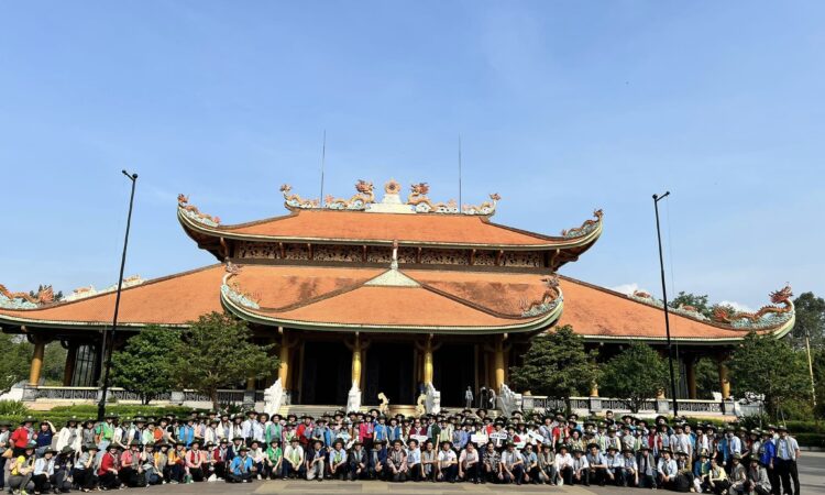 Tour củ chi
